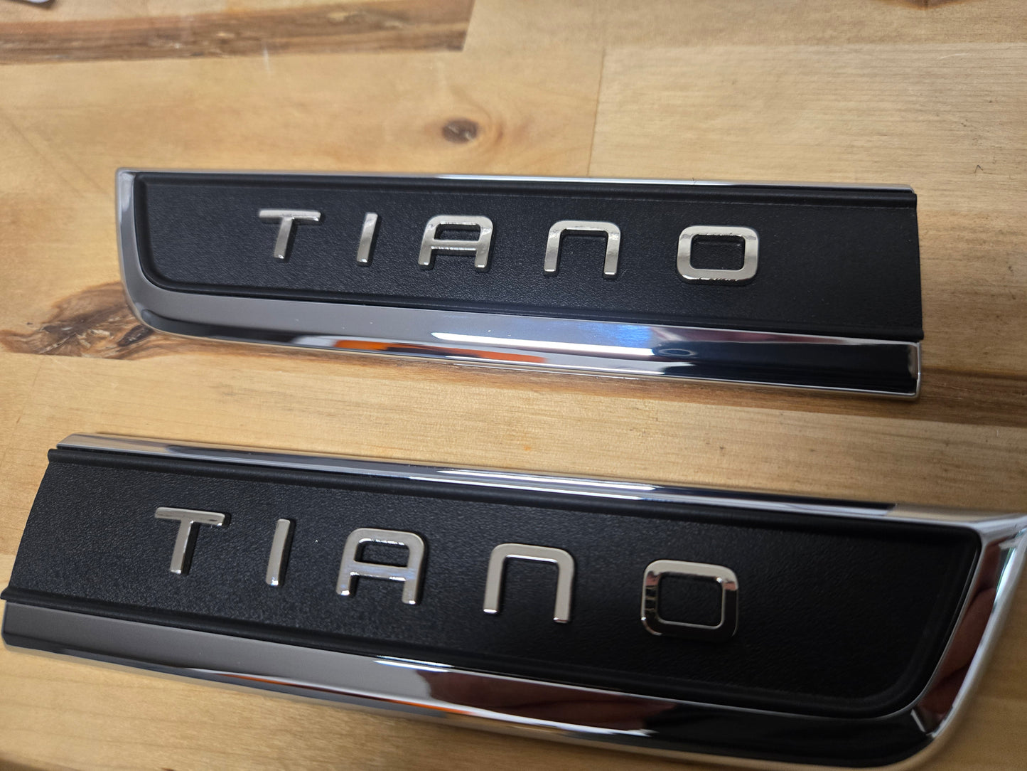 Individualisierte Blinker-Embleme für den VW T6 (rechts + links)