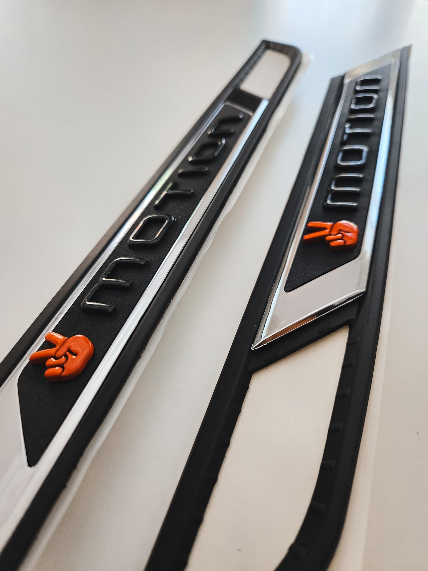 Individualisierte Blinker-Embleme für den VW T6.1 (rechts+links)