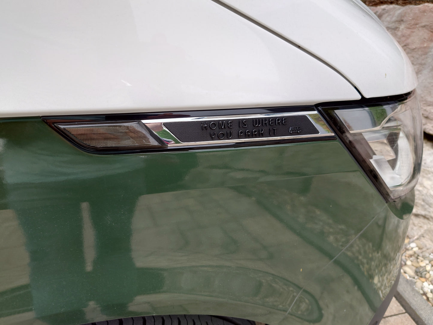 Individualisierte Blinker-Embleme für den VW T6.1 (rechts+links)